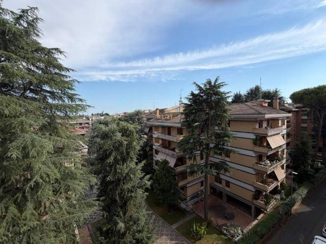 Attico / Mansarda in vendita a Roma RM