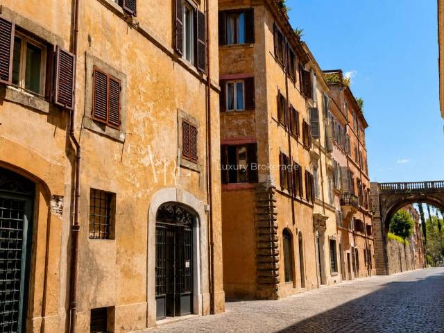 Attico / Mansarda in vendita a Roma RM