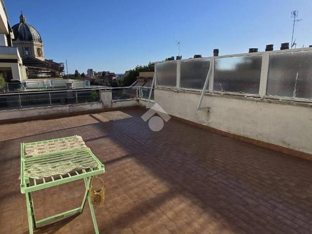 Attico / Mansarda in vendita a Roma RM
