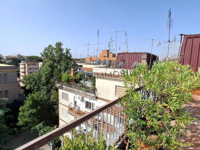 Attico / Mansarda in vendita a Roma RM