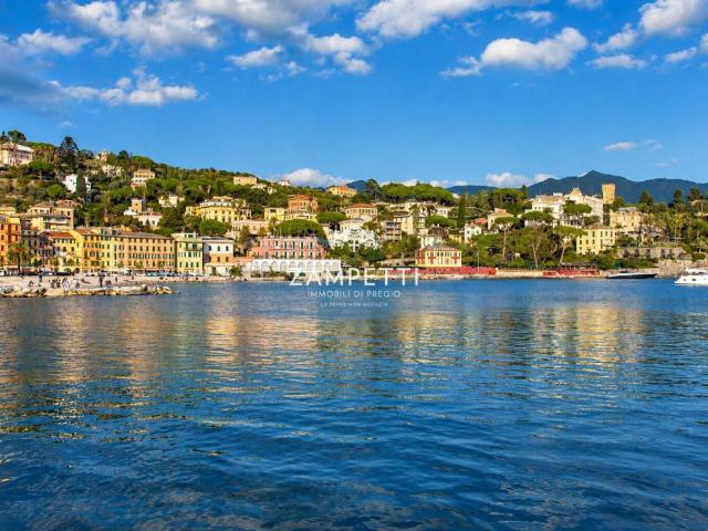 Attico / Mansarda in vendita a Santa Margherita Ligure GE