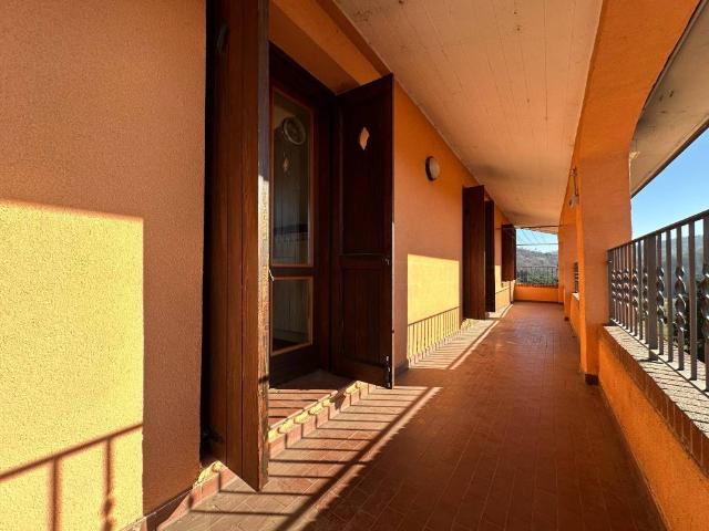 Attico / Mansarda in vendita a Scanzorosciate BG