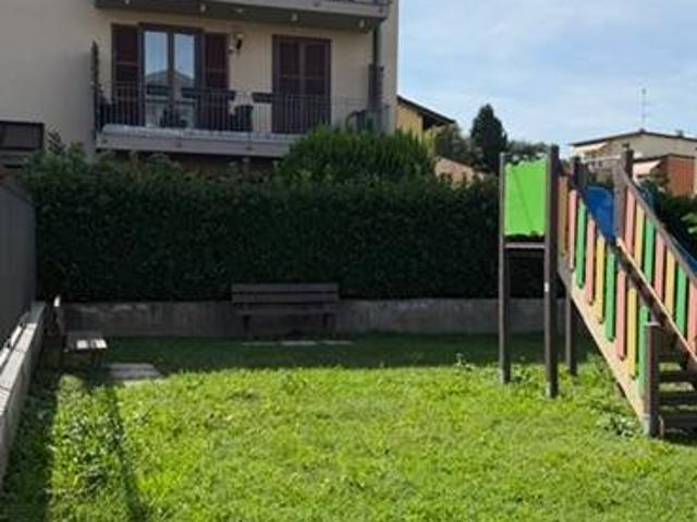 Attico / Mansarda in vendita a Sesto Calende VA