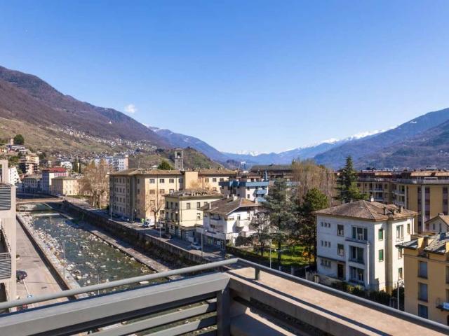 Attico / Mansarda in vendita a Sondrio SO