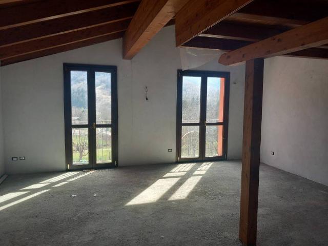 Attico / Mansarda in vendita a Sormano CO