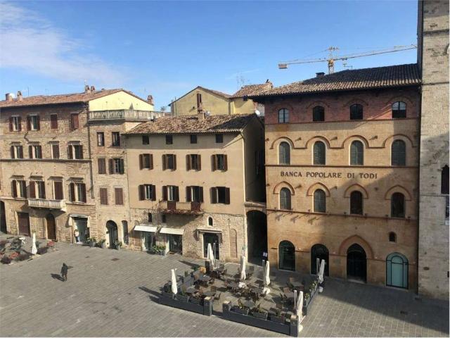 Attico / Mansarda in vendita a Todi PG