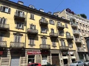 Piazza Martini Torino - Ascensore