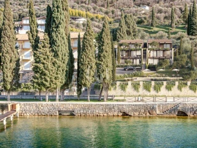 Attico / Mansarda in vendita a Torri del Benaco VR