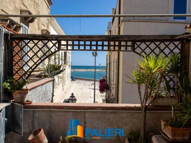 Attico / Mansarda in vendita a Trani BT