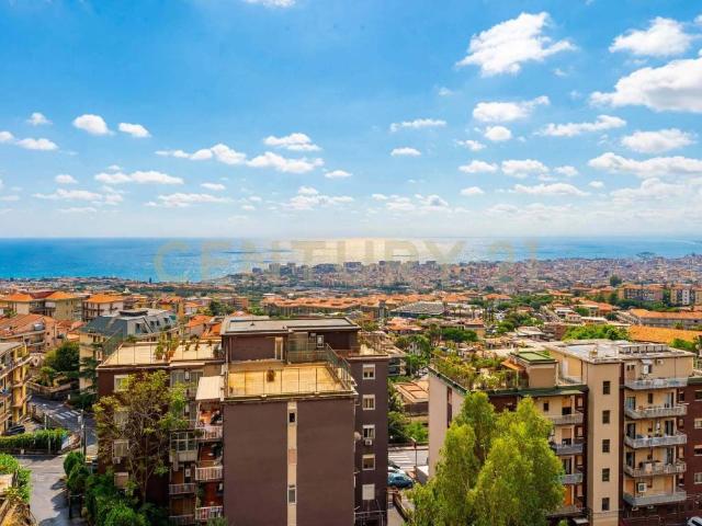 Attico / Mansarda in vendita a Tremestieri Etneo CT