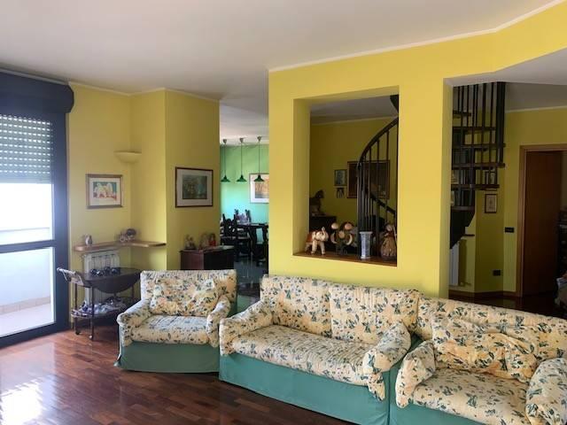 Attico / Mansarda in vendita a Treviglio BG