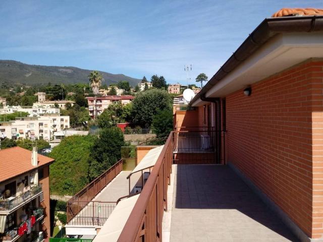 Attico / Mansarda in vendita a Velletri RM