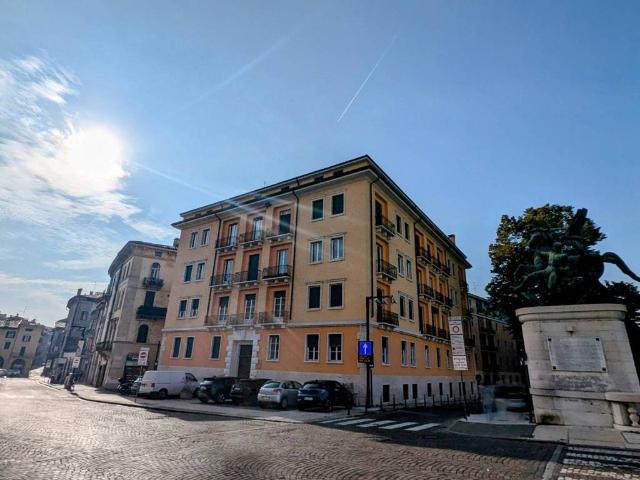Attico / Mansarda in vendita a Verona VR