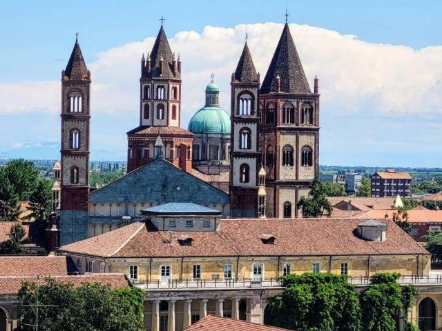 Attico / Mansarda in vendita a Vercelli VC