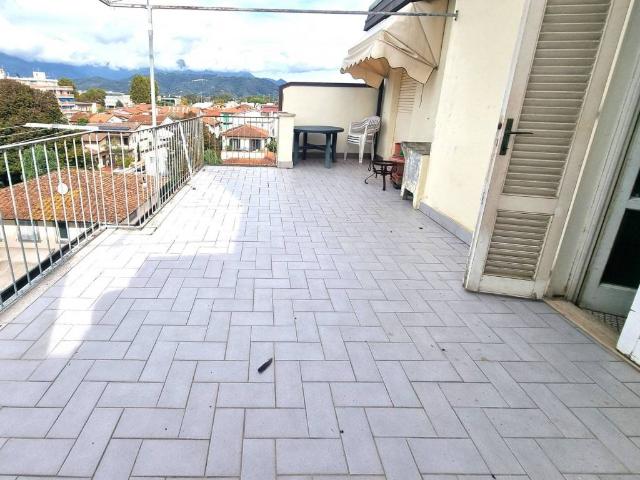Attico / Mansarda in vendita a Viareggio LU