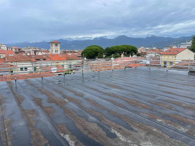 Attico / Mansarda in vendita a Viareggio LU