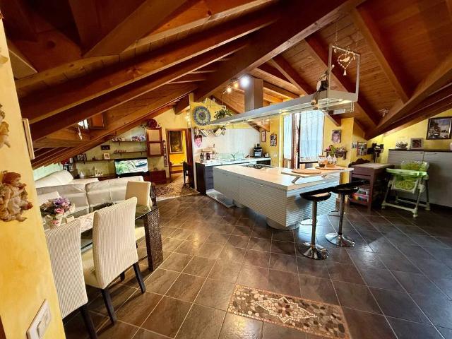 Attico / Mansarda in vendita a Vidigulfo PV