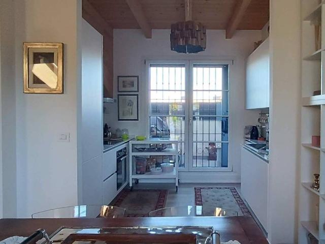 Appartamento in vendita a Monza MB