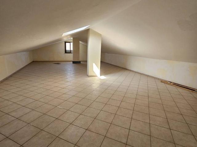 Attico / Mansarda in vendita a Vitulazio CE