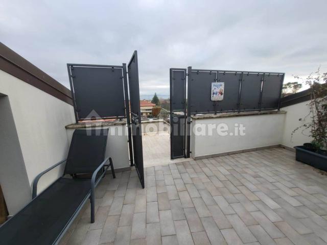 Attico nuovo, 100 m², Seano, Carmignano