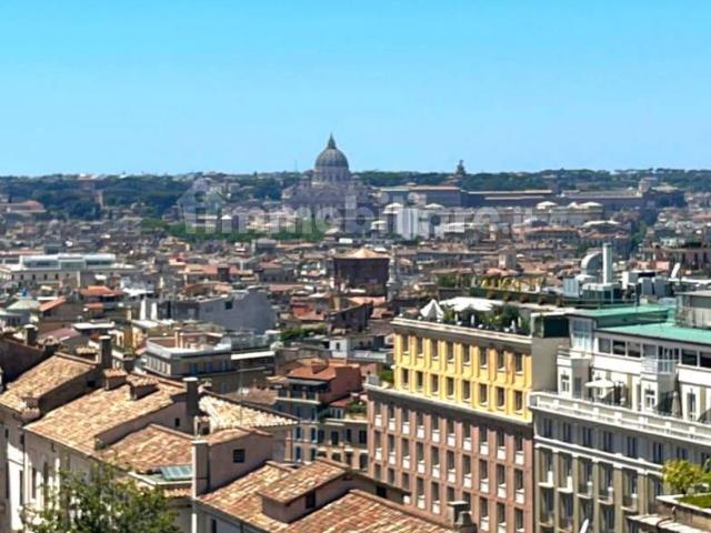 Attico salita di San Nicola da Tolentino, Barberini, Roma
