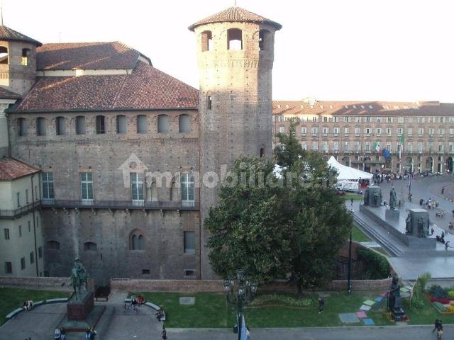 Attico piazza Castello 71, Giardini Reali, Torino