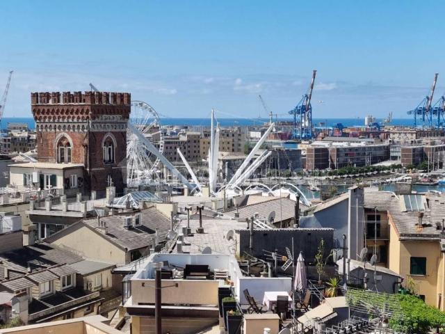 Attico piazza dell'Agnello, Maddalena, Genova