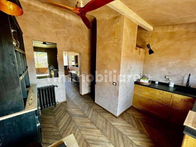 Attico piazza Santo Spirito, Santo Spirito, Firenze