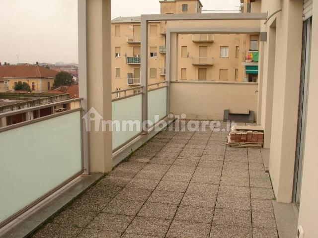 Attico via dei Mulini 9, Centro, Vigevano