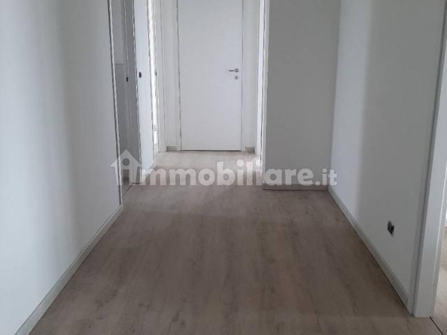 Attico via Enrico Belli 10, Centro, La Loggia