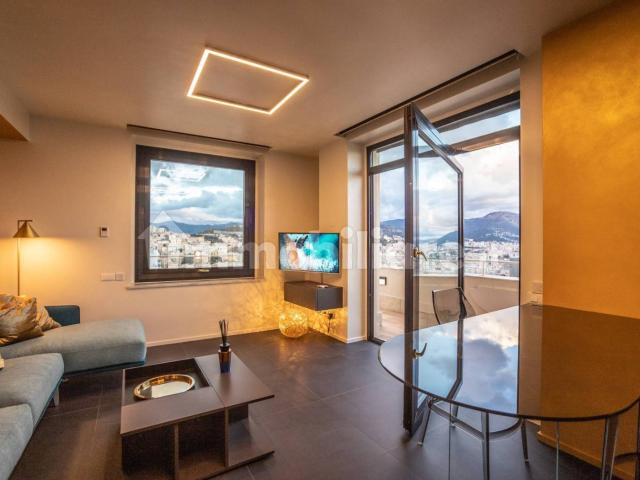 Attico via Gabriele D'Annunzio 2, Centro Città, Genova