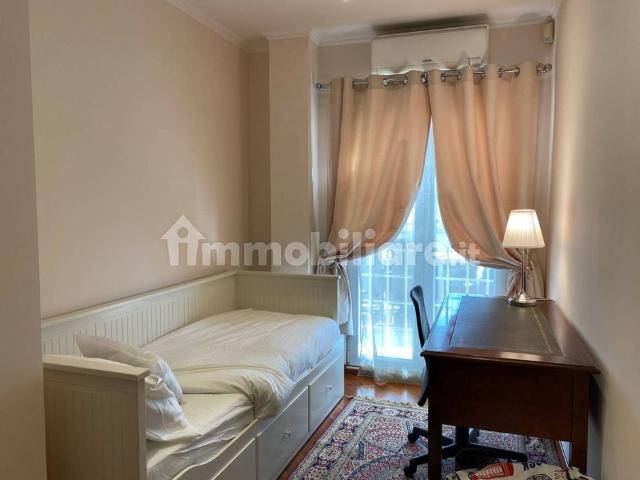 Attico via Leopoldo Ruspoli 17, Portuense, Roma