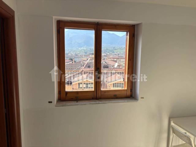 Attico via Vasto 8, Centro Storico, Avellino