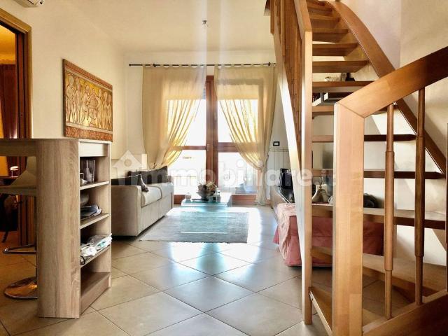 Attico viale viale della Grande Muraglia, Torrino, Roma