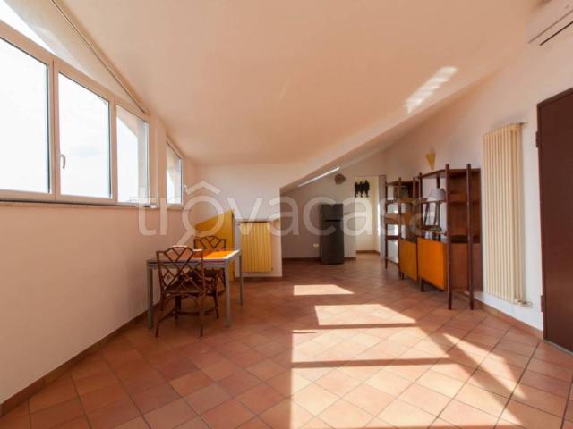 Attico/mansarda in vendita a Cherasco corso Luigi Einaudi, 1/a