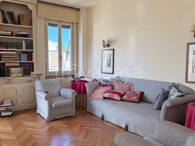 Attico/mansarda in vendita a Firenze via delle Cento Stelle, Campo di Marte