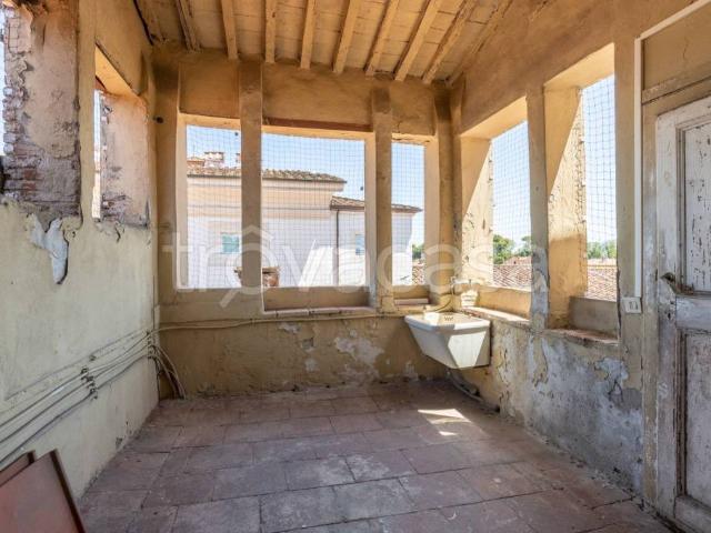 Attico/mansarda in vendita a Lucca via della Rosa, Piazza Anfiteatro Torre Guinigi