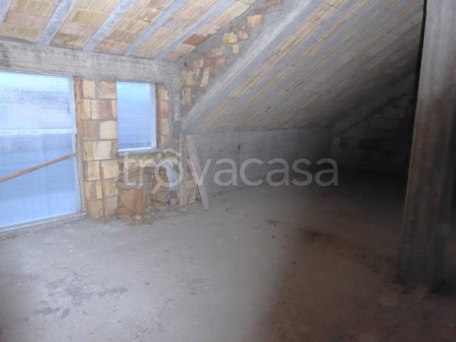 Attico/mansarda in vendita a Montemarcone, Atessa