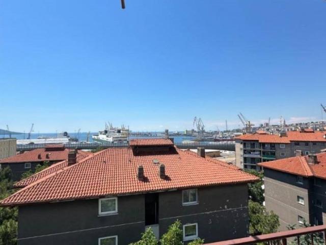 Attico/mansarda in vendita a Trieste via Carnaro, 13, Chiarbola Ponziana