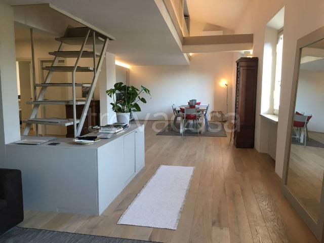 Attico/mansarda in affitto a Firenze via dei Rondinelli, Piazza della Repubblica