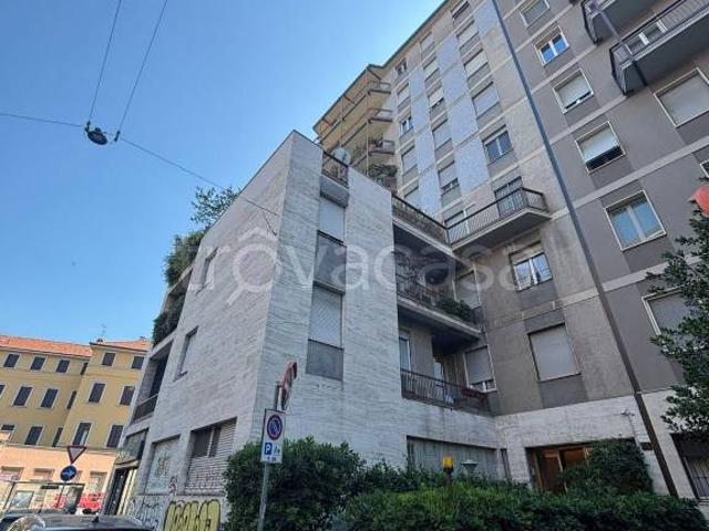 Attico/mansarda in affitto a Milano, Missori