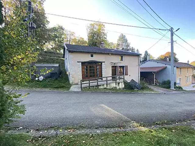 Attignéville 88300 Achat / Vente maison 4 pièces t4 au dernier étage cave