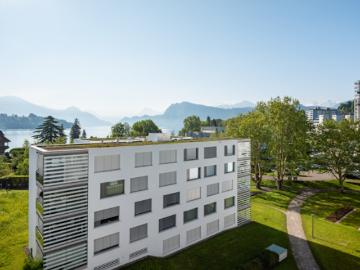 Attikawohnung mit See und Bergsicht in 6005 Luzern