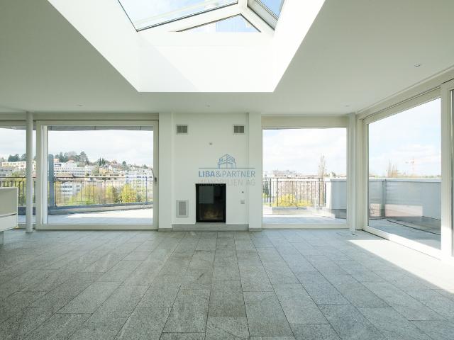 Attika Maisonette mit unverbaubarem Weitblick über Binningen & Basel