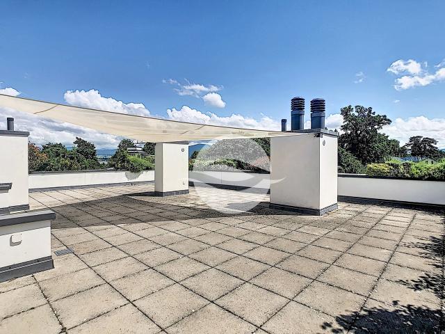Attika mit privater Dachterrasse