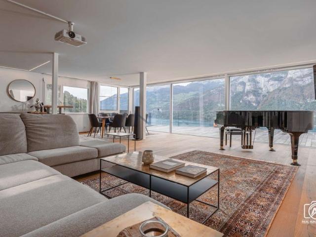 Attika Terrassenwohnung mit Panorama Seesicht