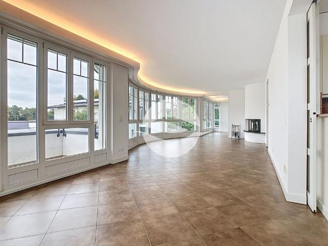 Attique avec terrasse privative sur le toit