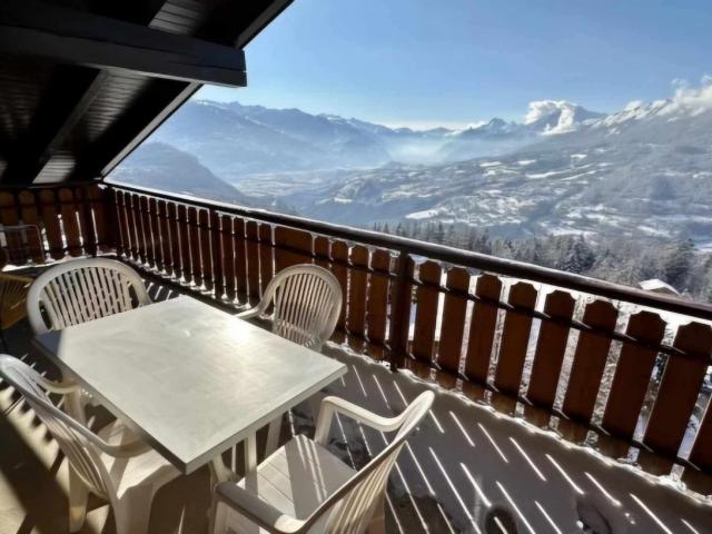 Attique Belladone 3.5 pièces à Crans Montana