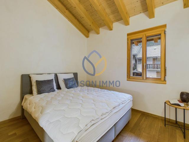 Attic apartment with 5.5 rooms on sale in Sur demande 196 m² | dreamo. Ch