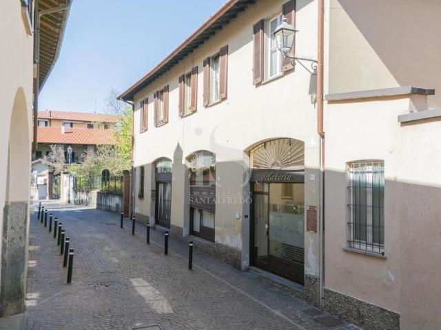 Attività commerciale 131mq